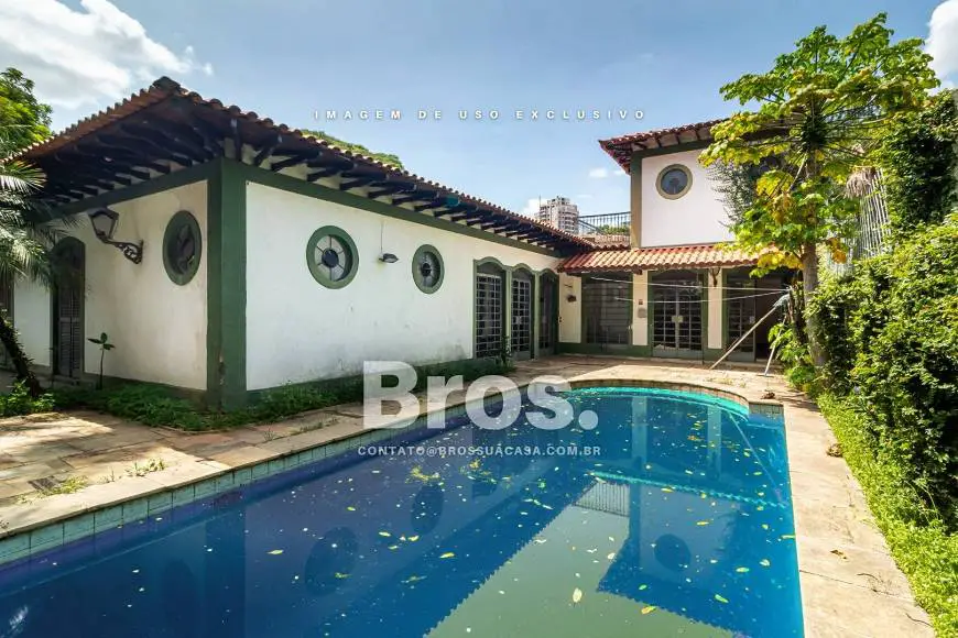 Foto 1 de Casa com 4 Quartos à venda, 400m² em Butantã, São Paulo