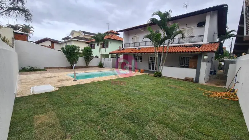 Foto 2 de Casa com 4 Quartos para alugar, 240m² em Condominio Esplanada do Sol, São José dos Campos