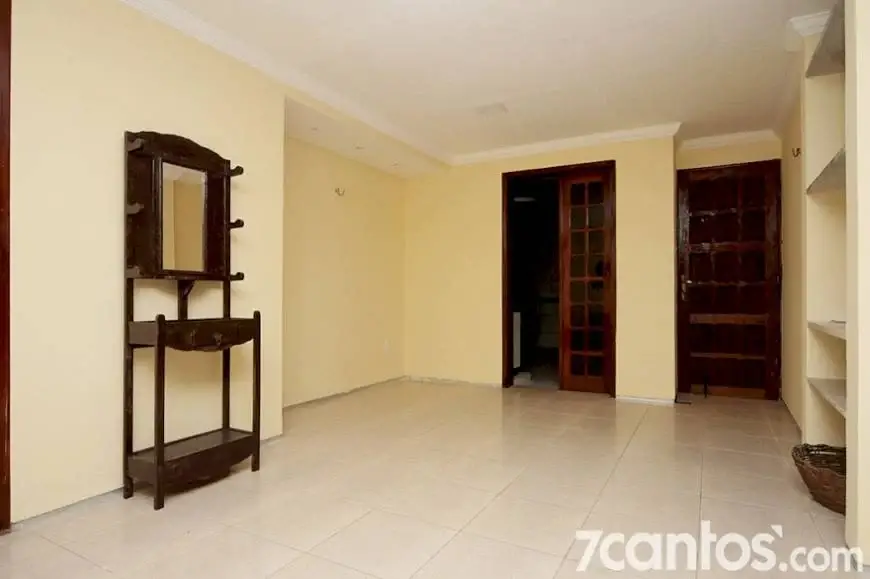 Foto 5 de Casa com 4 Quartos para alugar, 284m² em Papicu, Fortaleza