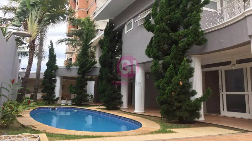 Foto 1 de Casa com 4 Quartos para venda ou aluguel, 530m² em Parque Residencial Aquarius, São José dos Campos