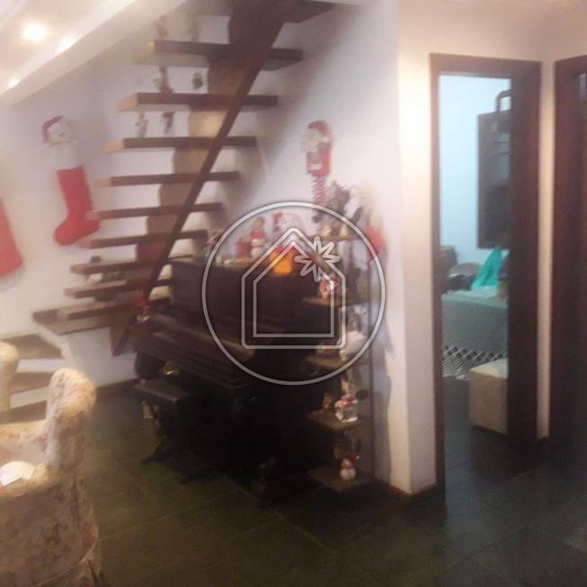 Foto 5 de Casa com 4 Quartos à venda, 147m² em Rio do Ouro, Niterói