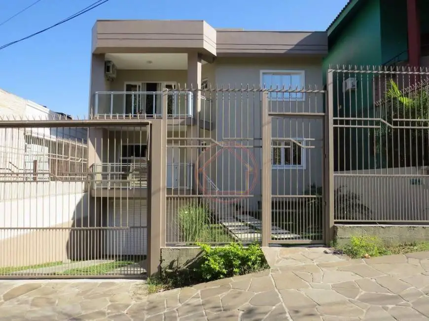 Foto 2 de Casa com 4 Quartos à venda, 466m² em Rubem Berta, Porto Alegre