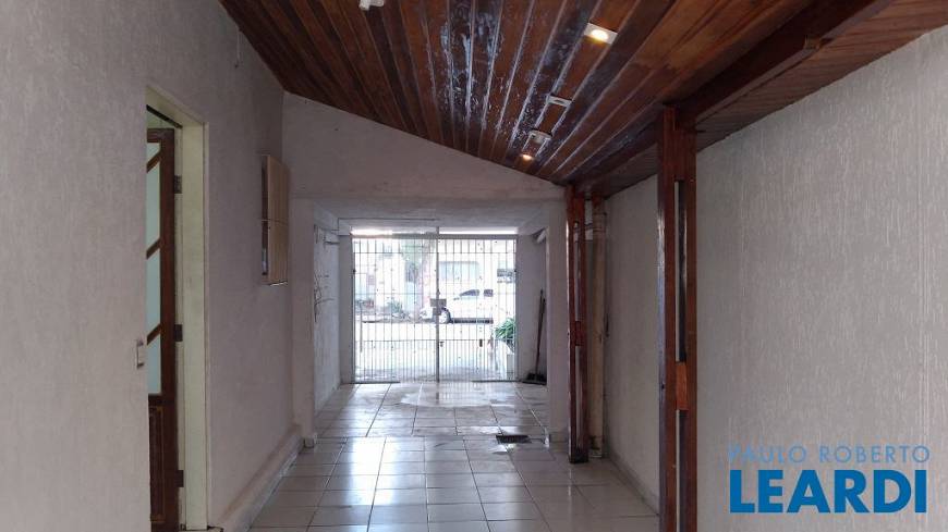 Foto 1 de Casa com 4 Quartos para alugar, 200m² em Vila Gilda, Santo André