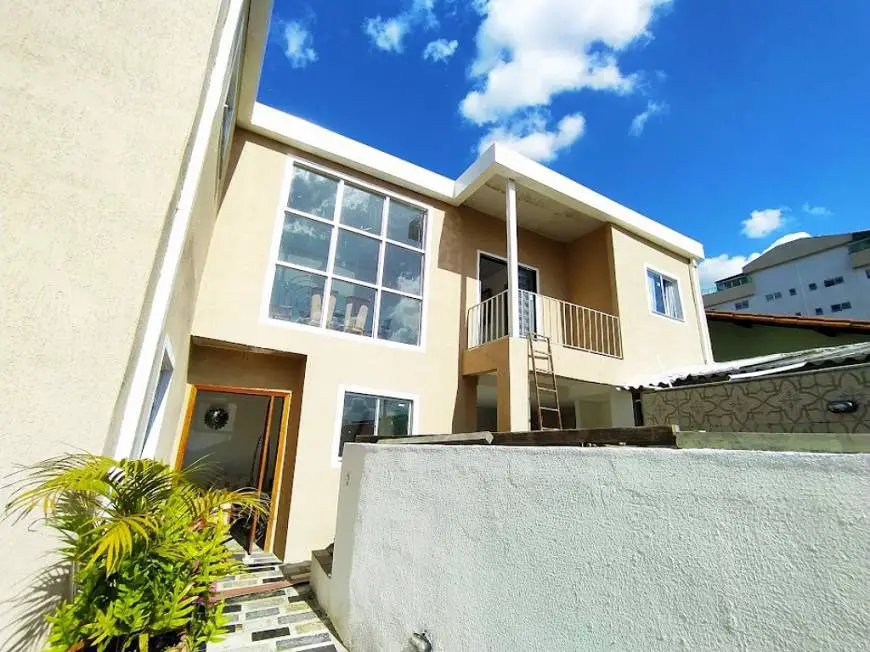 Foto 1 de Casa com 5 Quartos à venda, 250m² em Silveira, Belo Horizonte
