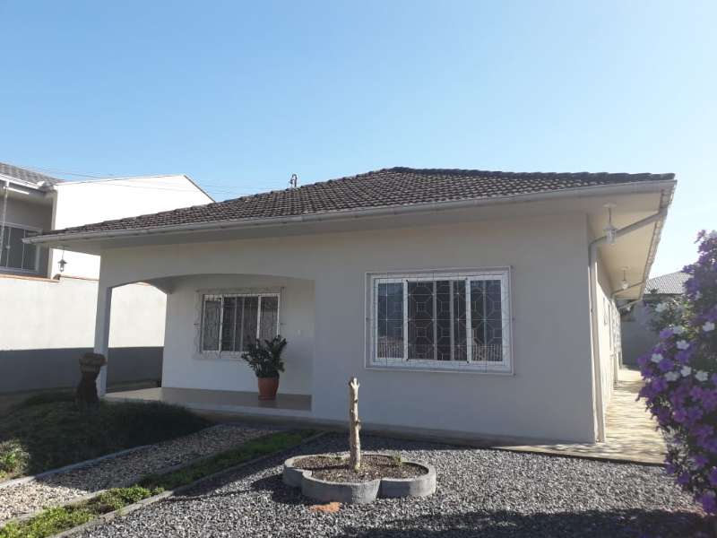 Foto 2 de Casa com 5 Quartos à venda, 250m² em Vila Lenzi, Jaraguá do Sul