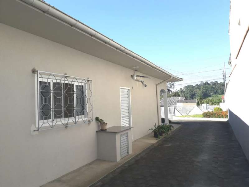 Foto 4 de Casa com 5 Quartos à venda, 250m² em Vila Lenzi, Jaraguá do Sul