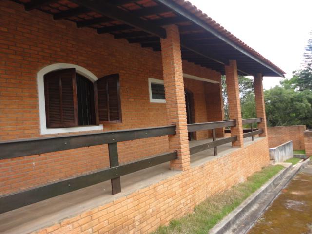 Foto 1 de Casa com 6 Quartos para venda ou aluguel, 400m² em Chácara Rincao, Cotia