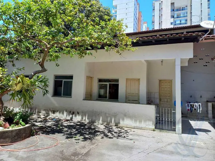 Foto 3 de Casa com 7 Quartos à venda, 400m² em Itapuã, Vila Velha