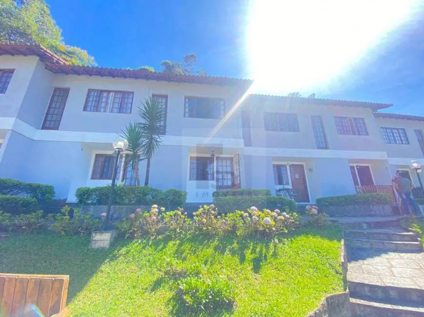Foto 1 de Casa de Condomínio com 2 Quartos para venda ou aluguel, 70m² em Caxanga, Teresópolis