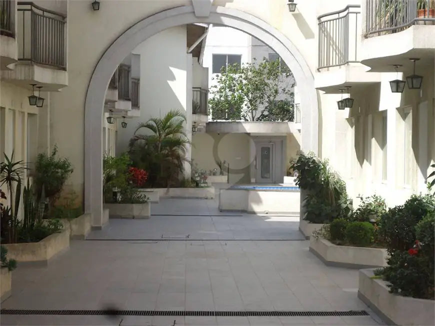 Foto 1 de Casa de Condomínio com 2 Quartos à venda, 84m² em Interlagos, São Paulo