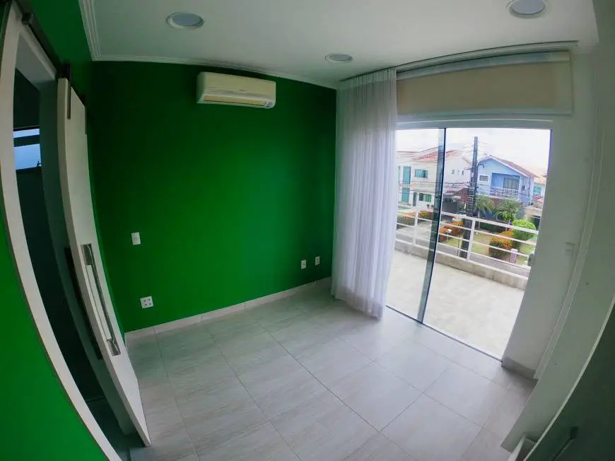 Foto 1 de Casa de Condomínio com 3 Quartos à venda, 190m² em Flores, Manaus