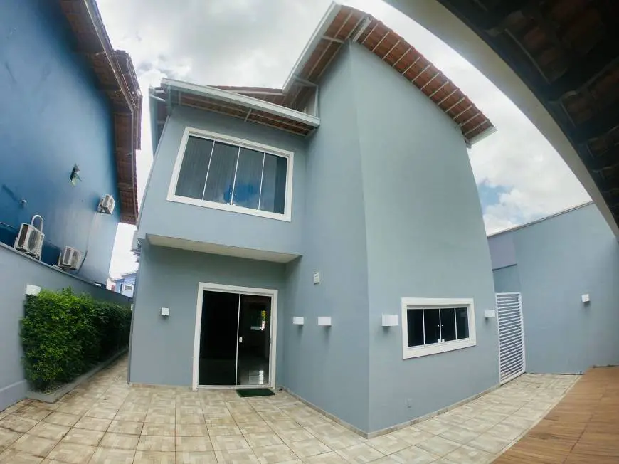 Foto 3 de Casa de Condomínio com 3 Quartos à venda, 190m² em Flores, Manaus