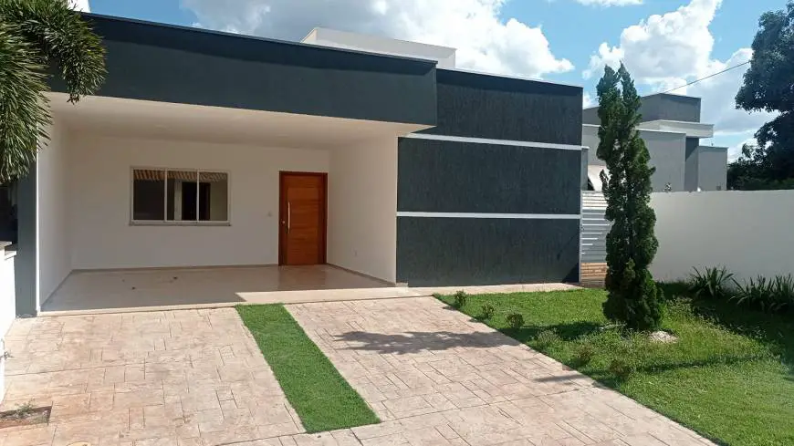 Foto 1 de Casa de Condomínio com 3 Quartos para alugar, 177m² em Jardim dos Flamboyants, Araraquara