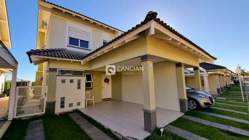 Foto 1 de Casa de Condomínio com 3 Quartos à venda, 146m² em São José, Santa Maria