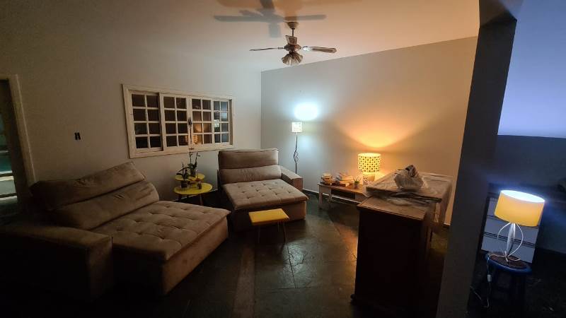 Foto 1 de Casa de Condomínio com 4 Quartos para alugar, 240m² em Conjunto Residencial Esplanada do Sol, São José dos Campos