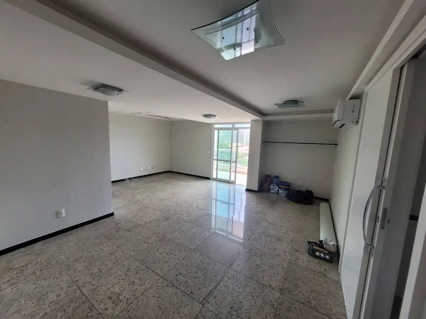 Foto 1 de Cobertura com 3 Quartos para alugar, 219m² em Piratininga, Niterói