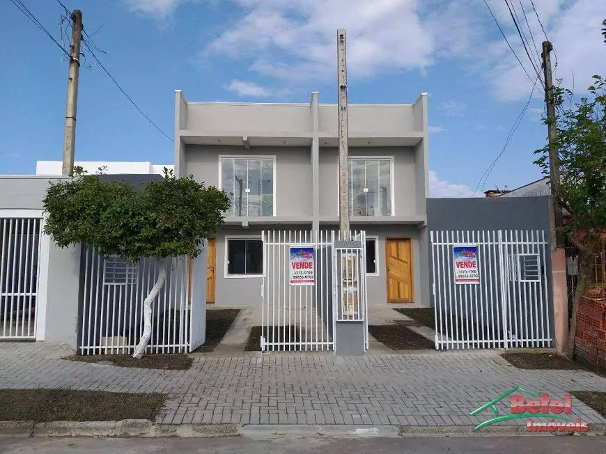 Foto 1 de Sobrado com 2 Quartos à venda, 84m² em Sitio Cercado, Curitiba
