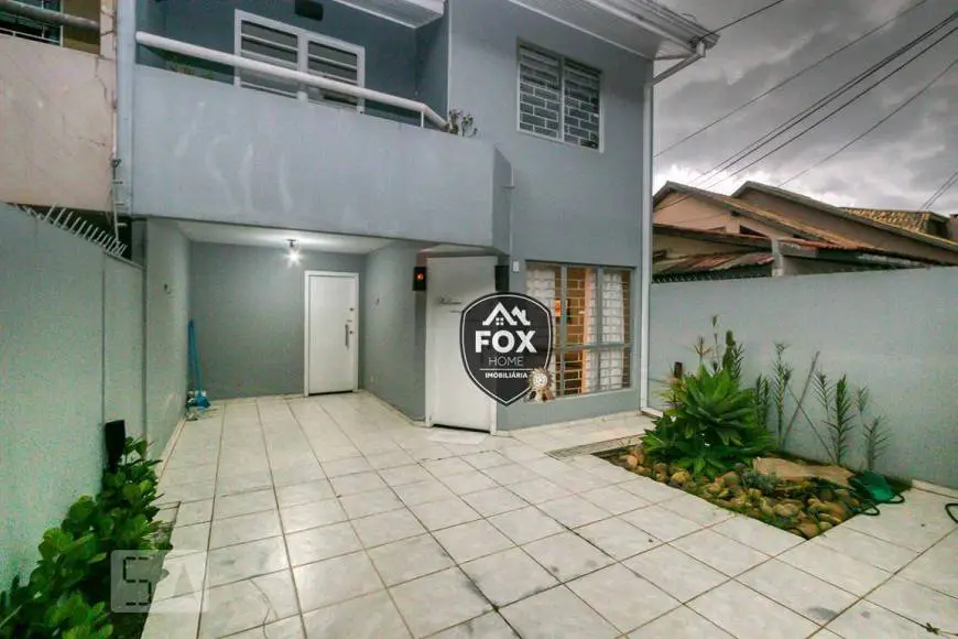 Foto 1 de Sobrado com 3 Quartos para alugar, 145m² em Boa Vista, Curitiba