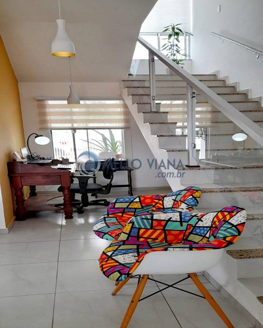 Foto 1 de Sobrado com 3 Quartos à venda, 157m² em Solar Dos Lagos, São Lourenço