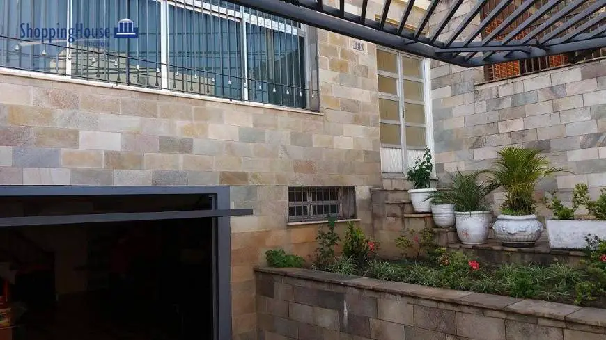 Foto 2 de Sobrado com 3 Quartos à venda, 244m² em Vila Anglo Brasileira, São Paulo