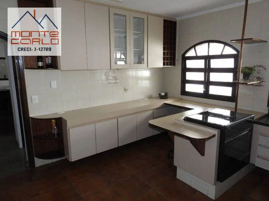 Foto 3 de Sobrado com 4 Quartos para alugar, 341m² em Nova Petrópolis, São Bernardo do Campo