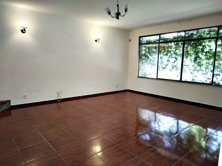 Foto 5 de Sobrado com 4 Quartos à venda, 259m² em Vila Guarani, São Paulo