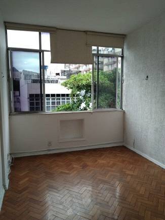 Foto 1 de Apartamento com 1 Quarto para venda ou aluguel, 45m² em Botafogo, Rio de Janeiro