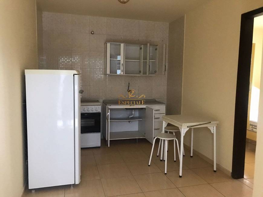 Foto 1 de Apartamento com 1 Quarto para alugar, 30m² em Capão da Imbuia, Curitiba