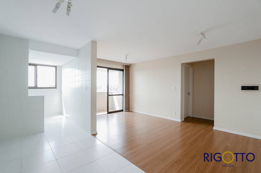 Foto 2 de Apartamento com 1 Quarto à venda, 53m² em Floresta, Caxias do Sul