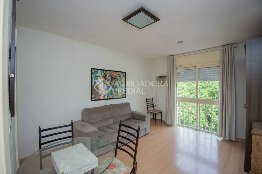 Foto 1 de Apartamento com 1 Quarto para alugar, 27m² em Rio Branco, Porto Alegre