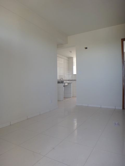 Foto 2 de Apartamento com 1 Quarto para alugar, 30m² em Zona 04, Maringá