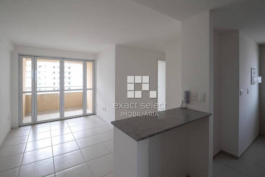 Foto 1 de Apartamento com 2 Quartos para alugar, 58m² em Cidade dos Funcionários, Fortaleza