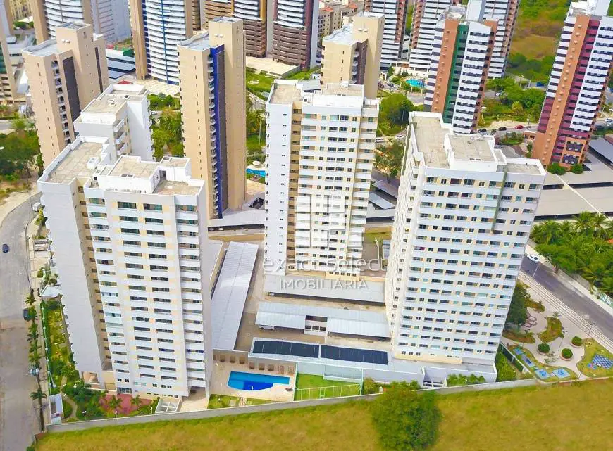 Foto 3 de Apartamento com 2 Quartos para alugar, 58m² em Cidade dos Funcionários, Fortaleza