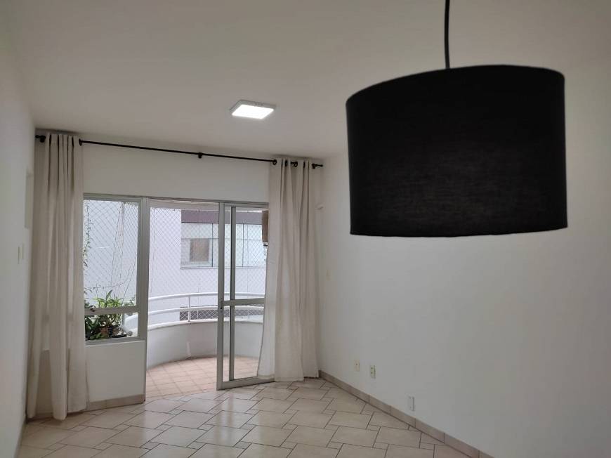 Foto 1 de Apartamento com 2 Quartos para alugar, 80m² em Centro, Florianópolis