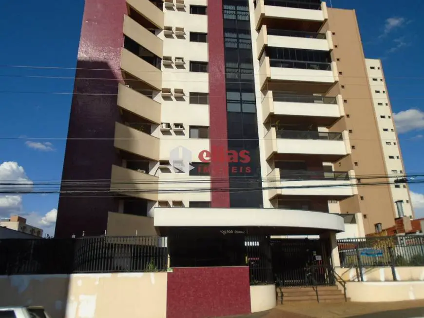 Foto 1 de Apartamento com 3 Quartos para alugar, 200m² em Vila Aeroporto Bauru, Bauru