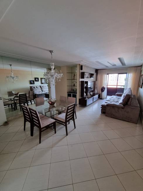 Foto 2 de Apartamento com 4 Quartos à venda, 125m² em Suíssa, Aracaju