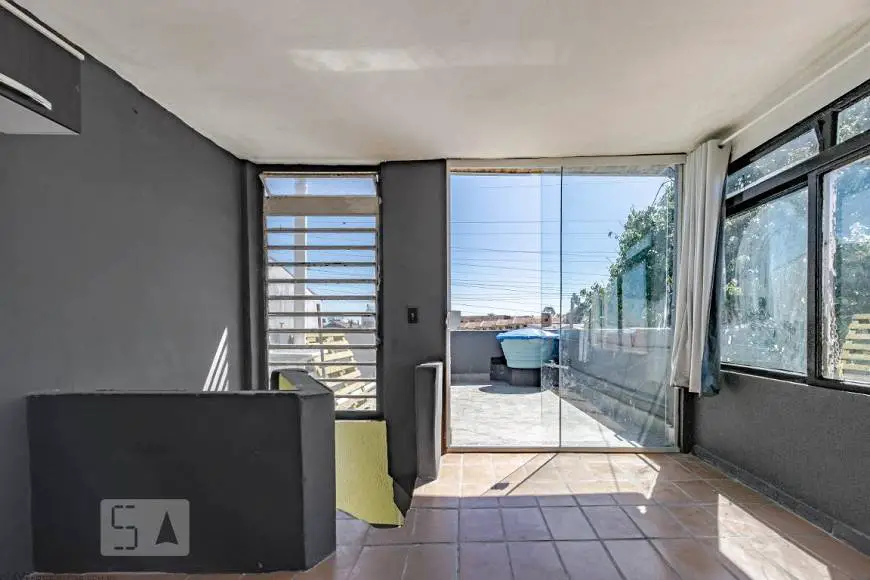 Foto 5 de Casa com 2 Quartos para alugar, 120m² em Barreirinha, Curitiba