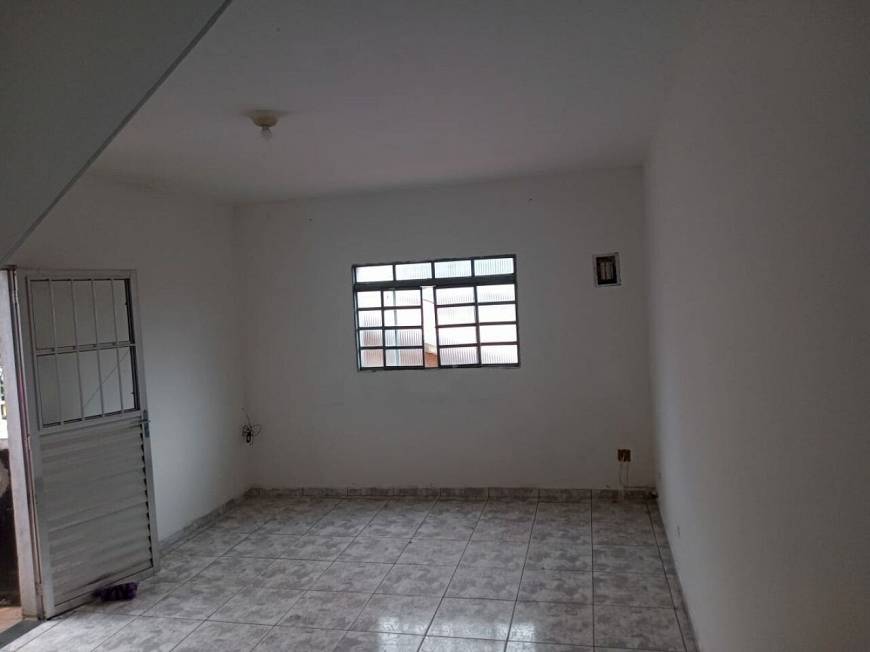 Foto 1 de Casa com 2 Quartos para alugar, 120m² em Jardim Bela Vista, Guarulhos