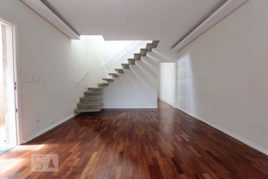 Foto 1 de Casa com 3 Quartos para alugar, 168m² em Butantã, São Paulo