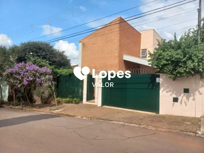 Foto 1 de Casa com 4 Quartos para alugar, 315m² em Jardim Santa Paula, São Carlos