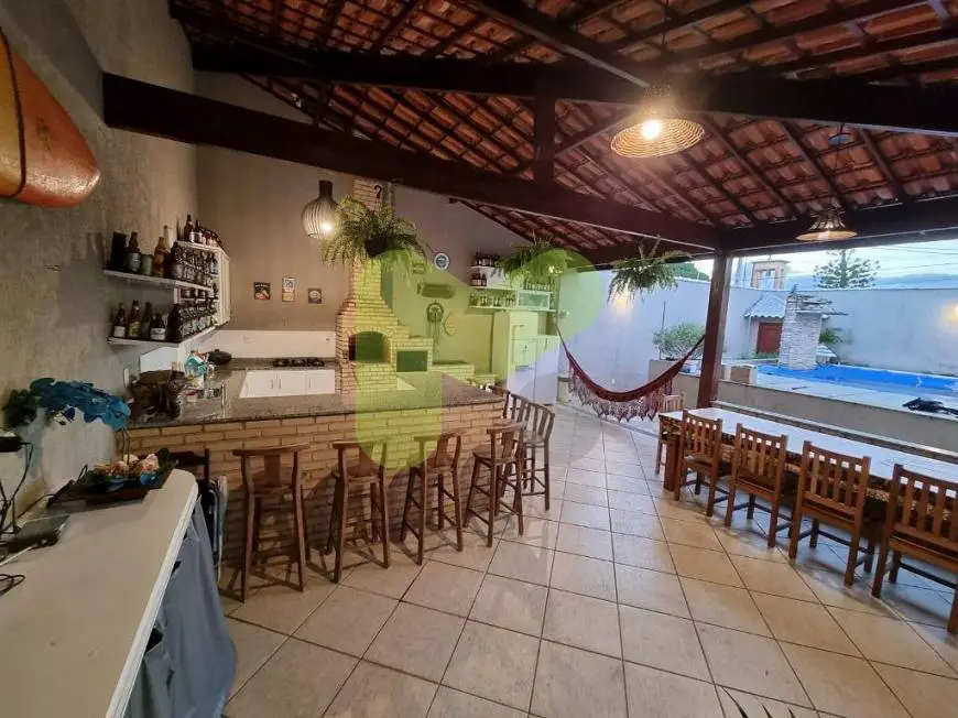 Foto 1 de Casa com 4 Quartos à venda, 302m² em Mirante da Lagoa, Macaé