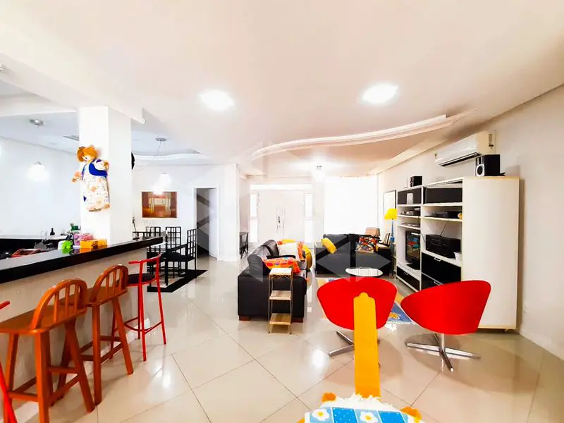 Foto 5 de Casa de Condomínio com 3 Quartos para alugar, 222m² em Sarandi, Porto Alegre