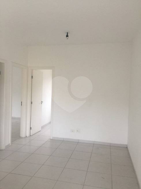 Foto 1 de Apartamento com 2 Quartos para venda ou aluguel, 48m² em Jardim Mimas, Embu das Artes