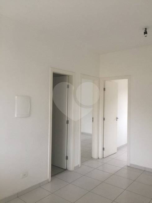 Foto 5 de Apartamento com 2 Quartos para venda ou aluguel, 48m² em Jardim Mimas, Embu das Artes