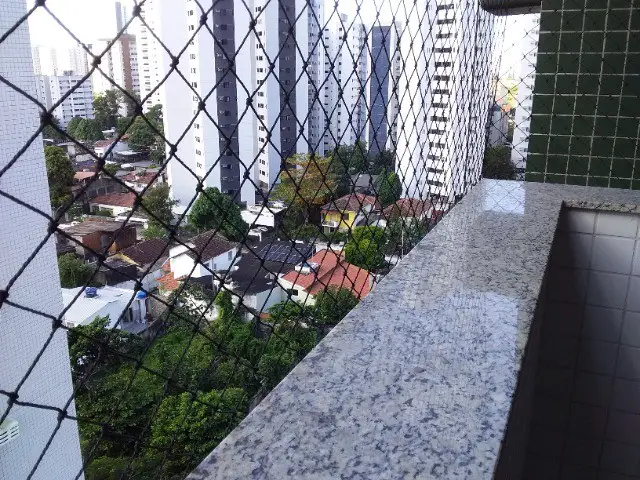 Foto 3 de Apartamento com 3 Quartos à venda, 65m² em Madalena, Recife