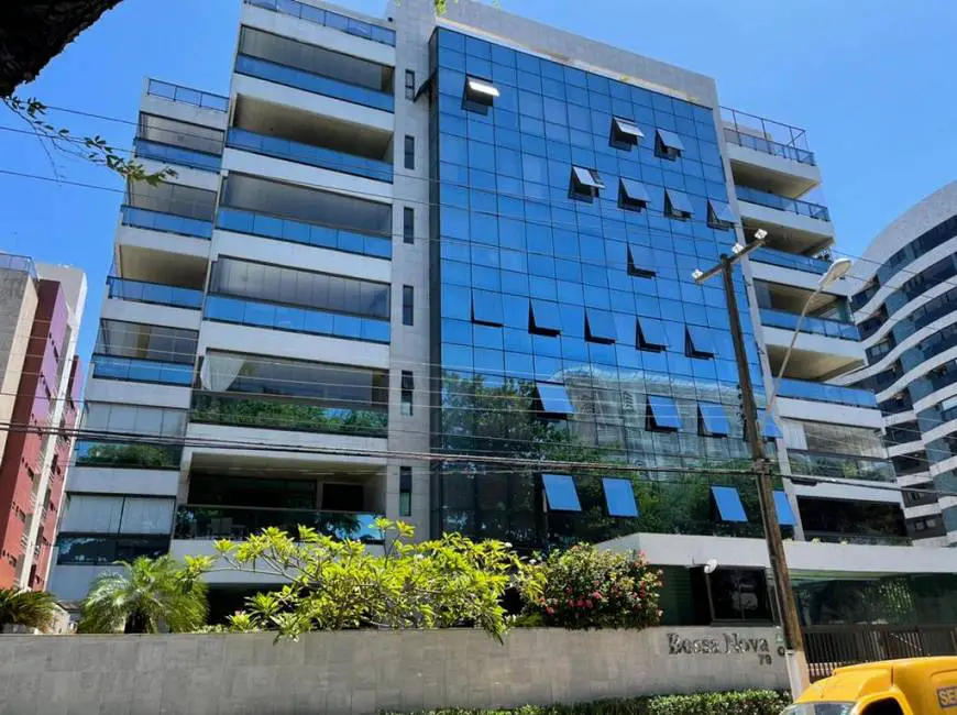 Foto 1 de Apartamento com 5 Quartos à venda, 370m² em Jatiúca, Maceió