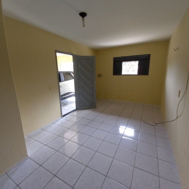 Foto 1 de Casa com 2 Quartos para alugar, 50m² em Pitimbu, Natal