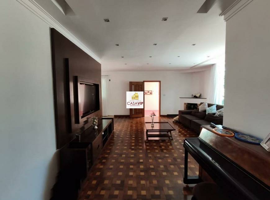 Foto 1 de Casa com 3 Quartos à venda, 450m² em Interlagos, São Paulo