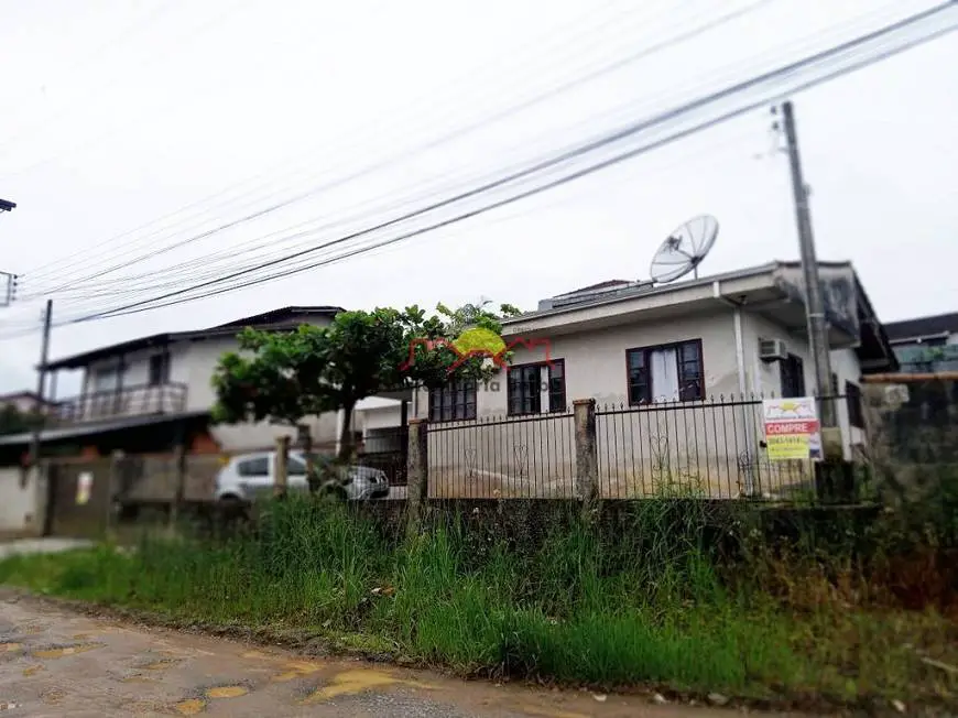 Foto 2 de Casa com 3 Quartos à venda, 135m² em Jarivatuba, Joinville