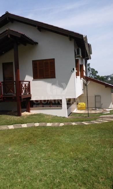 Foto 3 de Casa com 3 Quartos à venda, 300m² em Vila Nova, Porto Alegre